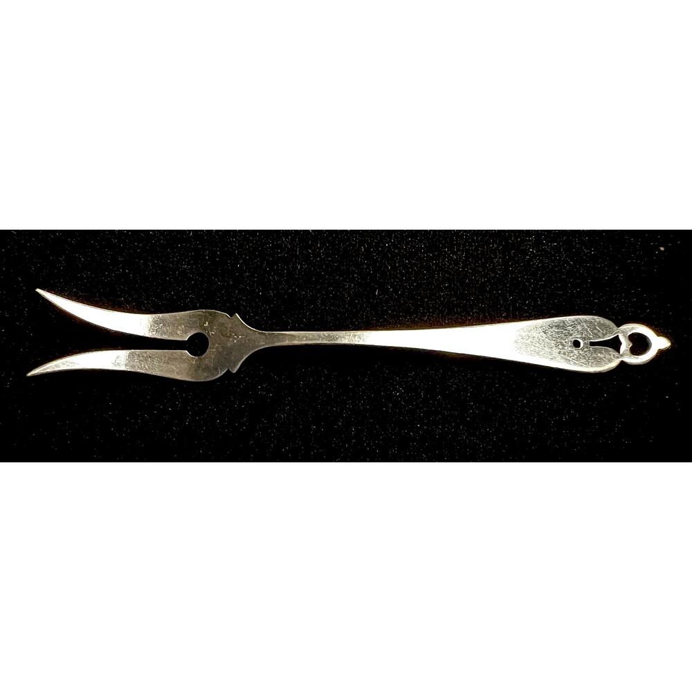 Vintage Towle Sterling Silver "Fontana" Lemon Fork - Pierced Keyhole Handle